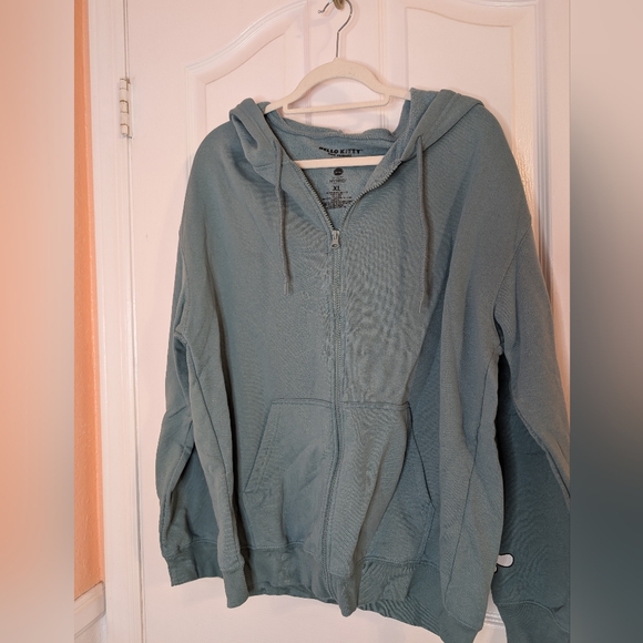 EUC Hello Kitty & Friends Front Zip Hoodie Size XL - Picture 2 of 2